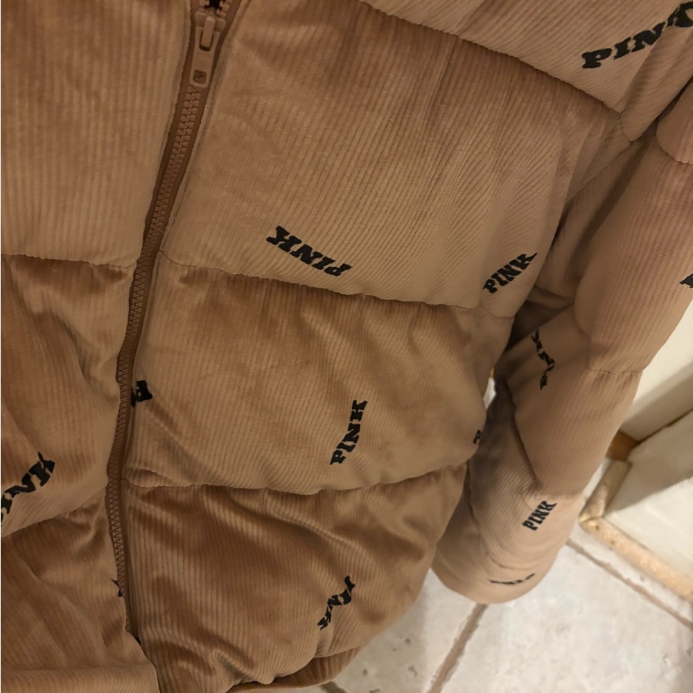 VS PINK logo puffer jacket - Picture 5 of 5